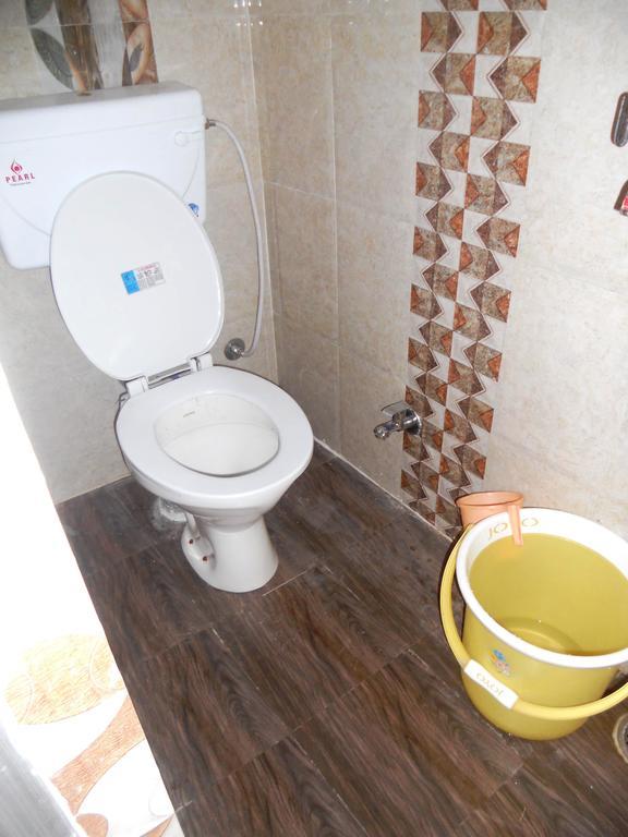 Holy City Inn Varanasi Exterior foto